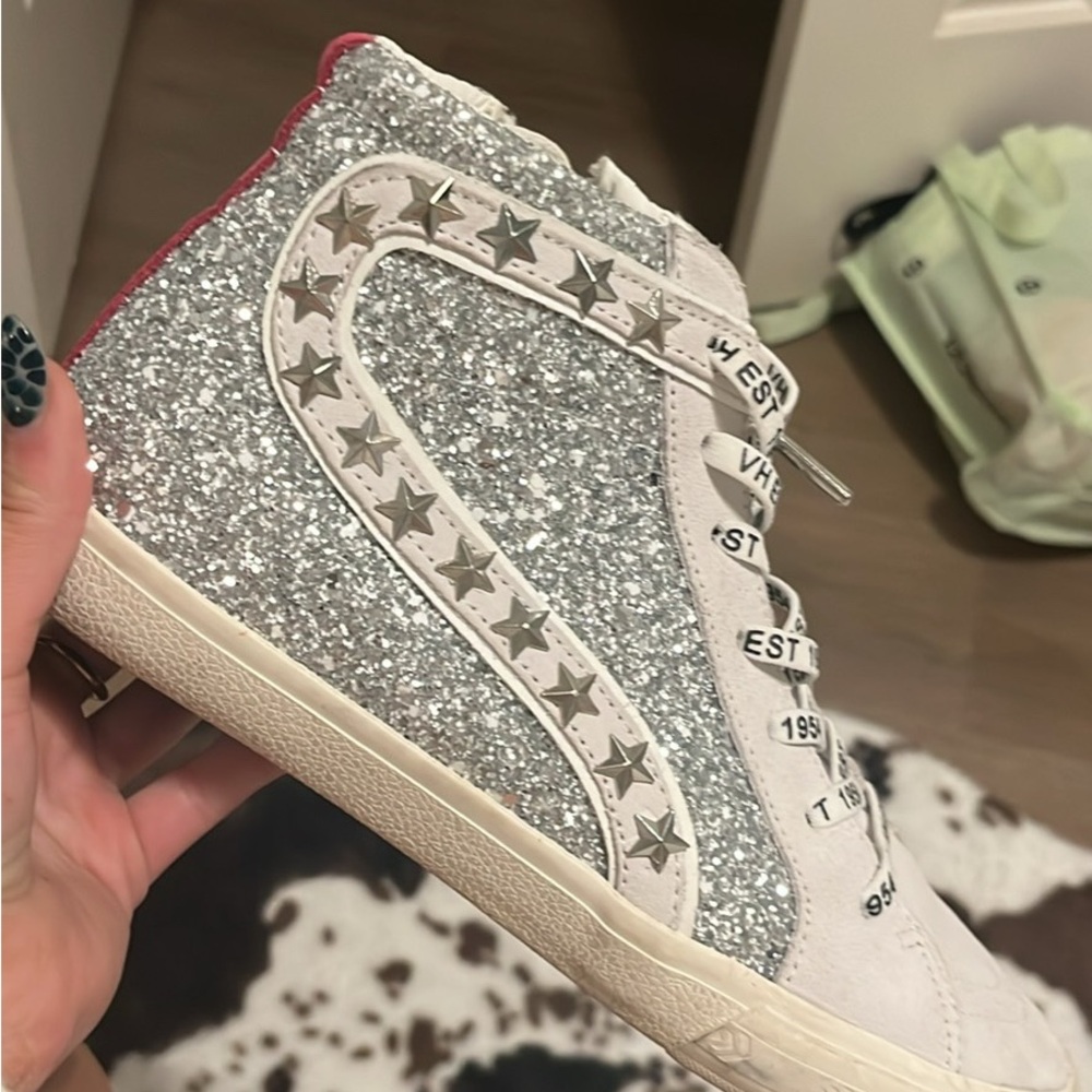 Vintage Havana Silver Star-Studded Sneakers